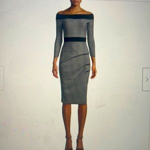 NWT Chiara Boni La Petite Robe Larissa Off the shoulder Plaid Dress